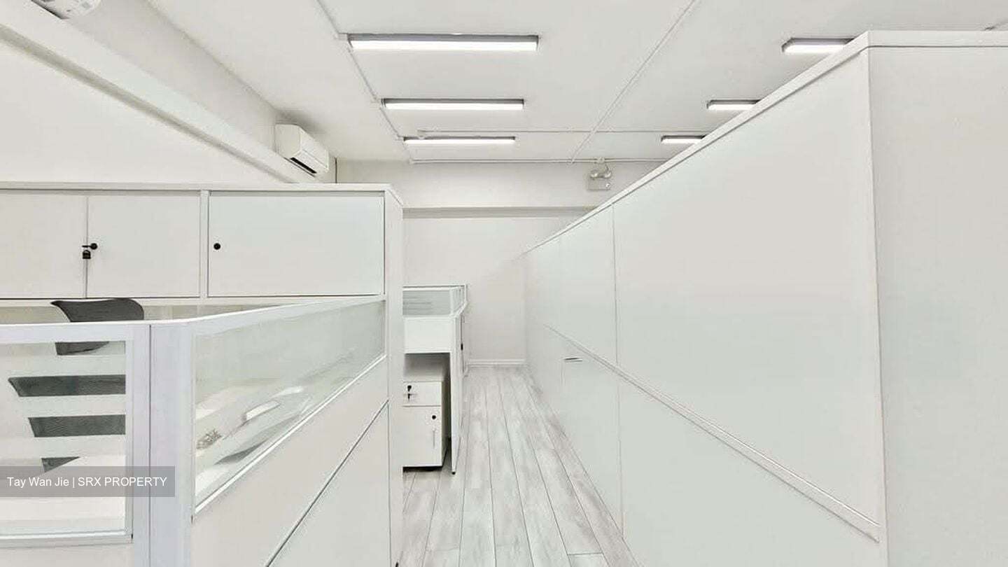 Woodlands Bizhub (D27), Factory #629203941